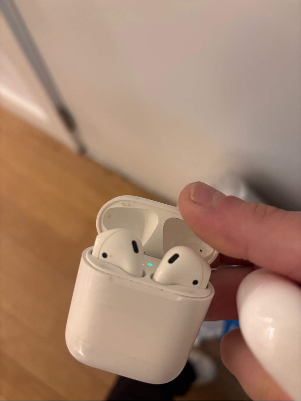 AirPods gen 1